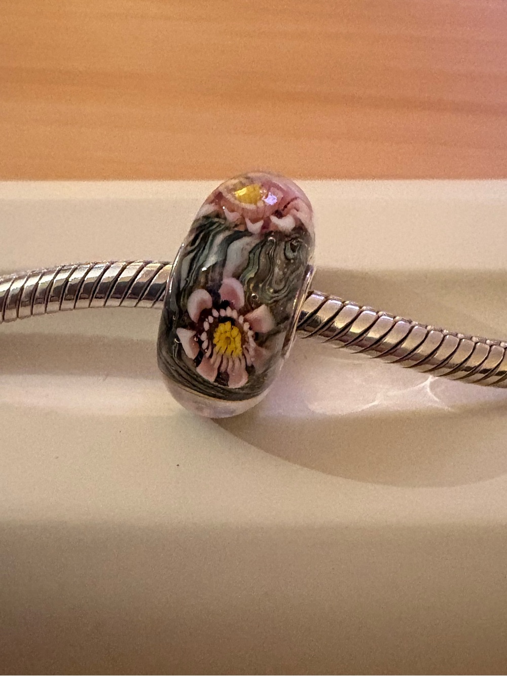 Elfbeads Soft Pink Under Water Flower